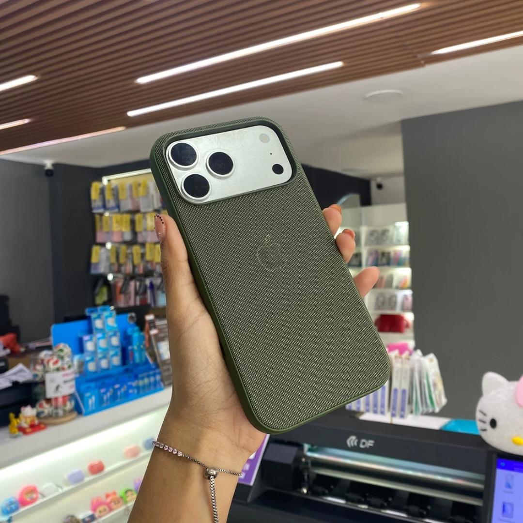 Funda Estilo Tela Para iPhone 17Pro Max