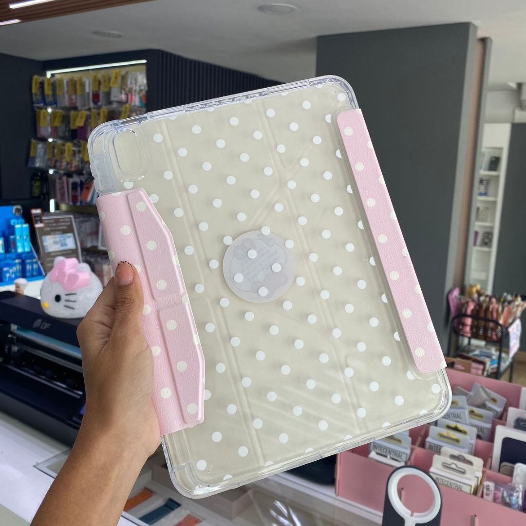 Funda Rosa Con Lunares Blancos Para iPad A16